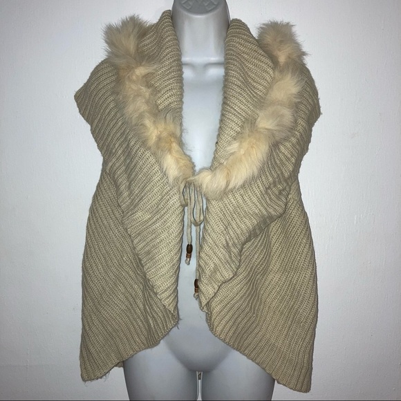 Sisters Faux Fur Sweater Knit Boho Vest S Tan - Picture 9 of 9